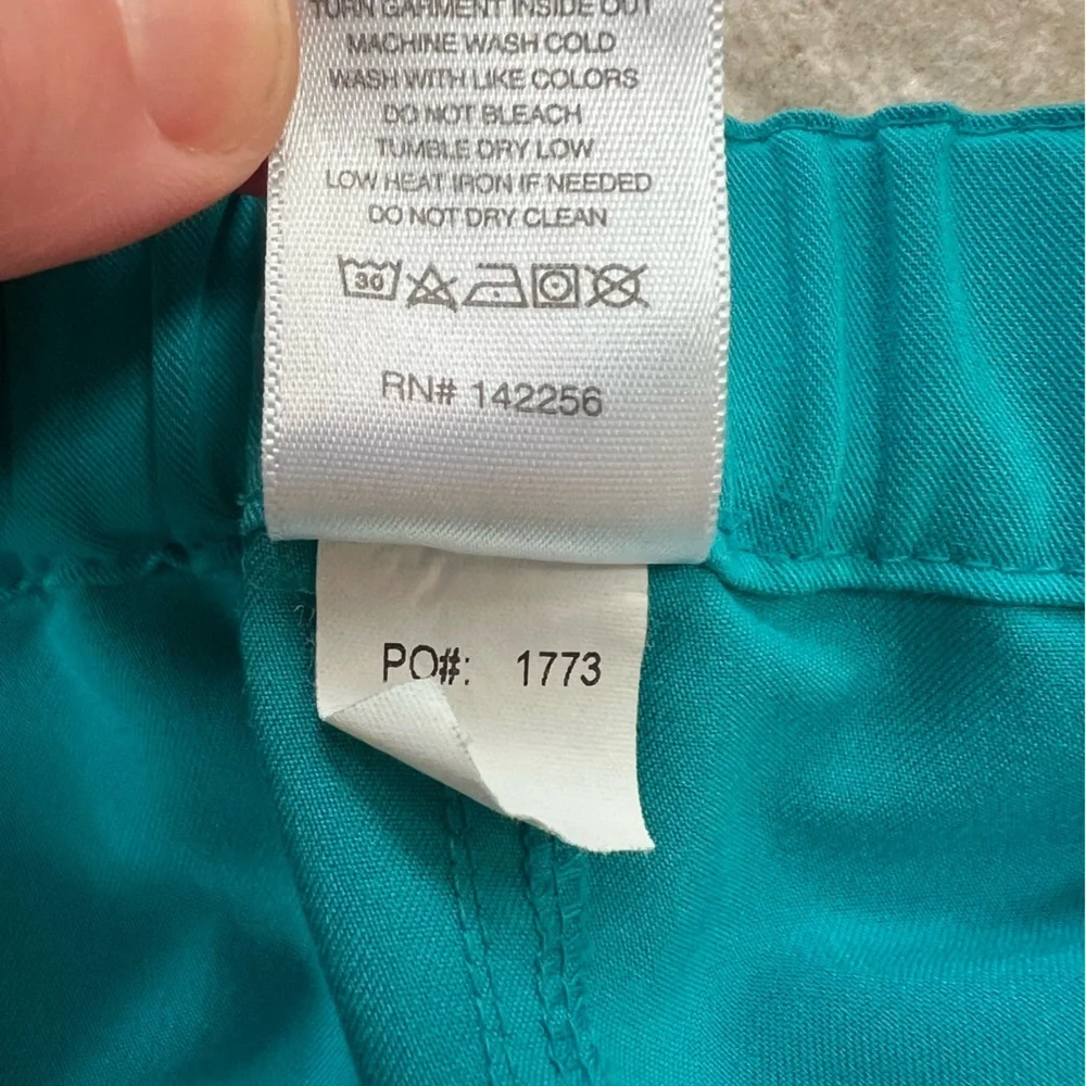 FIGS Men’s Pisco Basic Scrub Pants in Limited Edition Teal #1773, M/S